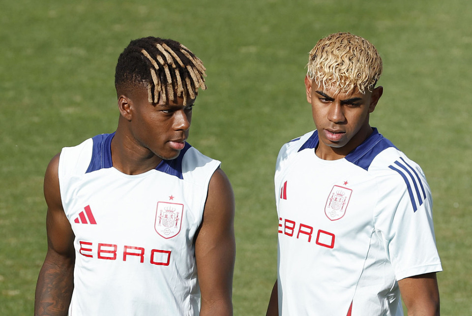 残阵勇士主场惨败雷霆37分