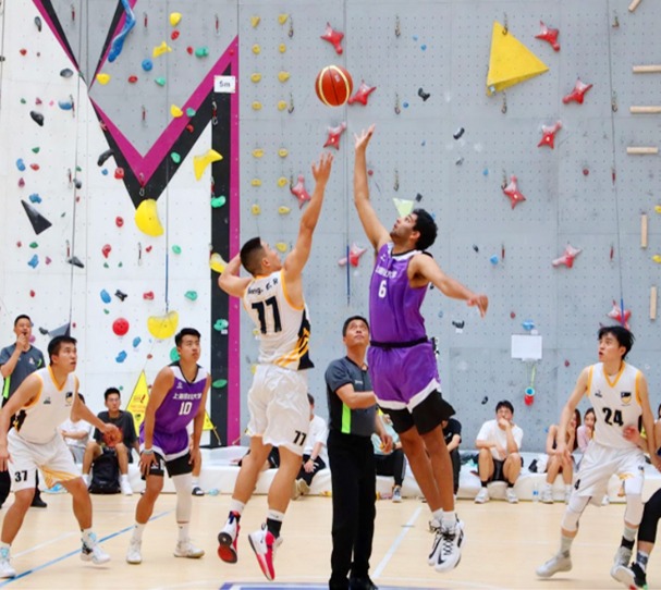 第三：申花确实有实力也有资历进入亚冠赛场，综合考虑下申花成了幸运儿！