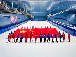 解析坦帕湾光芒队如何通过极端的防守站位对冲明星球员缺失