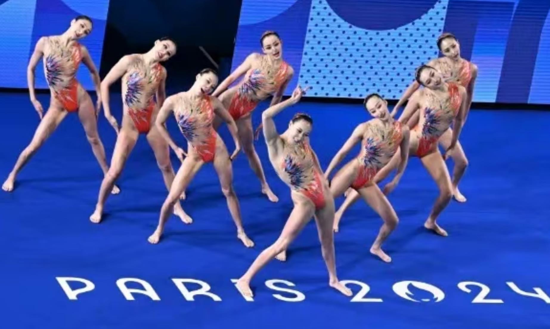 塞斯·库里谈首秀：刚上场时有点紧张，队友非常懂我的打法