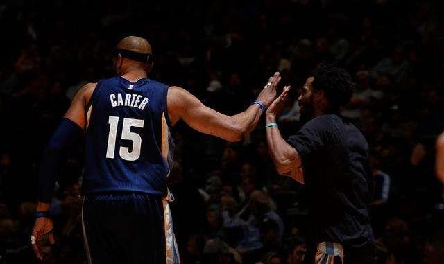 并精准传球 并精准传球