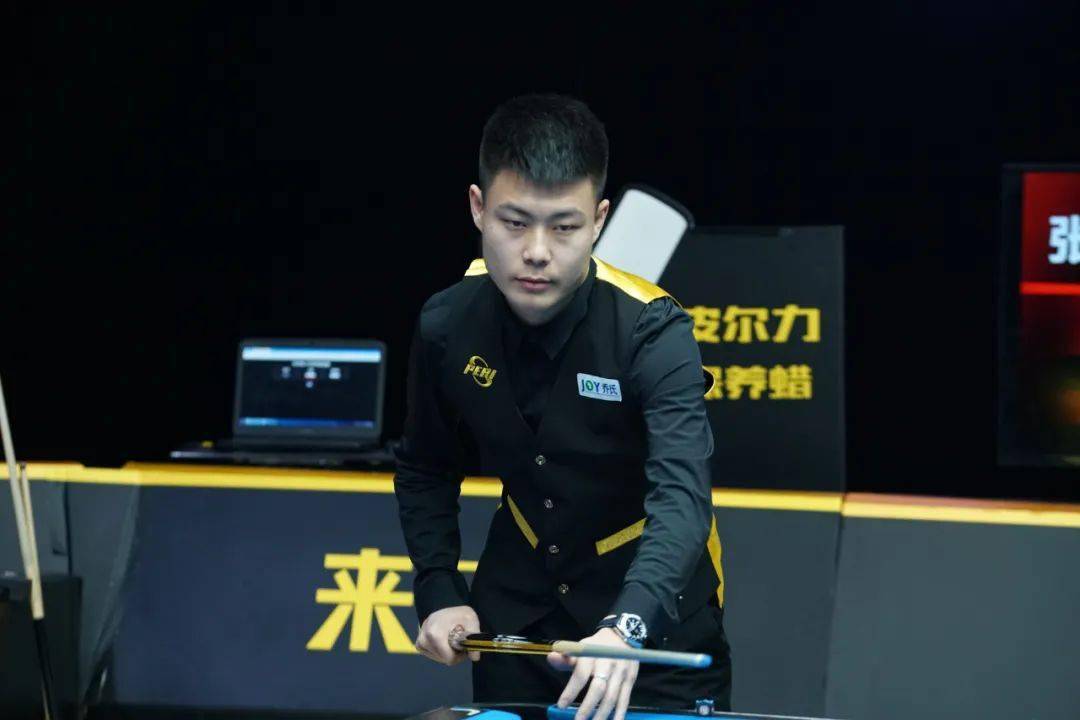 赛中继续展 赛中继续展